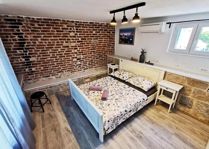 Vila Crobeauty Split