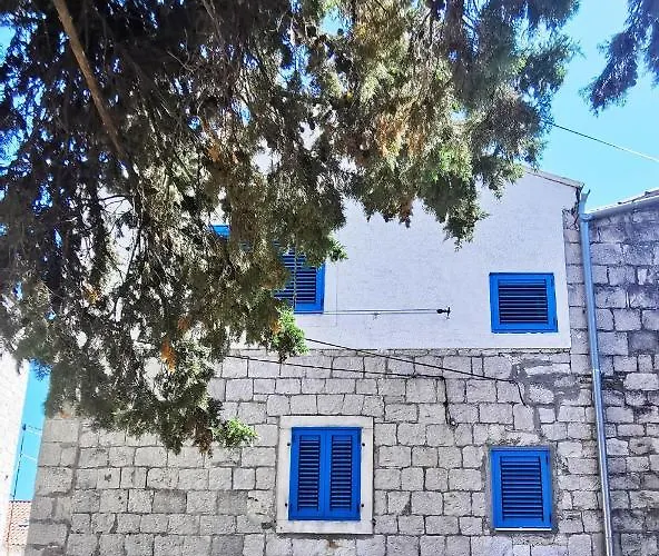 Vila Crobeauty Split